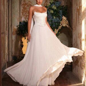 White Elegant Women's Satin Chiffon Wedding Dress